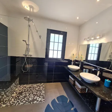 Holiday home Attractive Holiday In With Private Pool